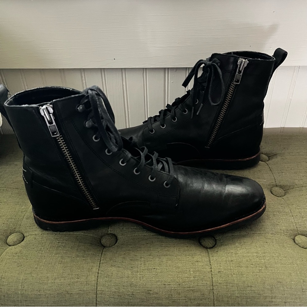 Timberland Black Leather Men's Ankle Boots - Picture 2 of 10